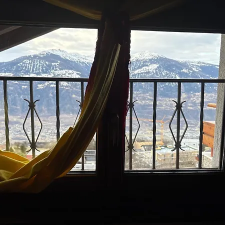 Corps Au Coeur Homestay szállás Crans-Montana